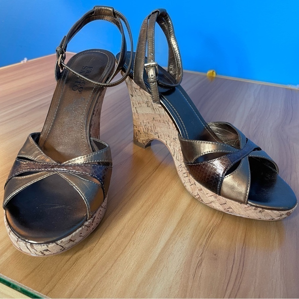 Franco Sarto wedge heeled platform sandals in size 9.5 copper metallic leather